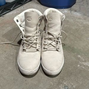Womens 9 Timberland boots